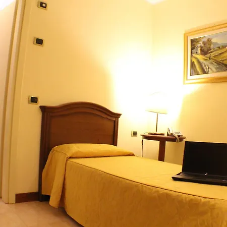 Certosa 3* Mediolan